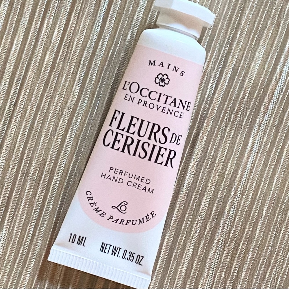 L'Occitane Fleurs de Cerisier Pink Mini Hand Cream 10ml